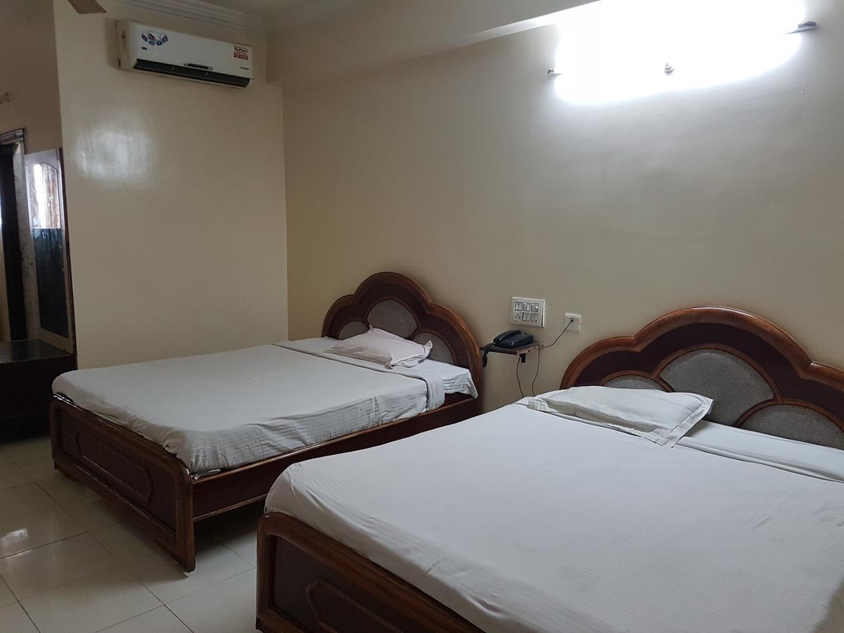 فندق حيدر أبادفي  Sahasra Residency المظهر الخارجي الصورة